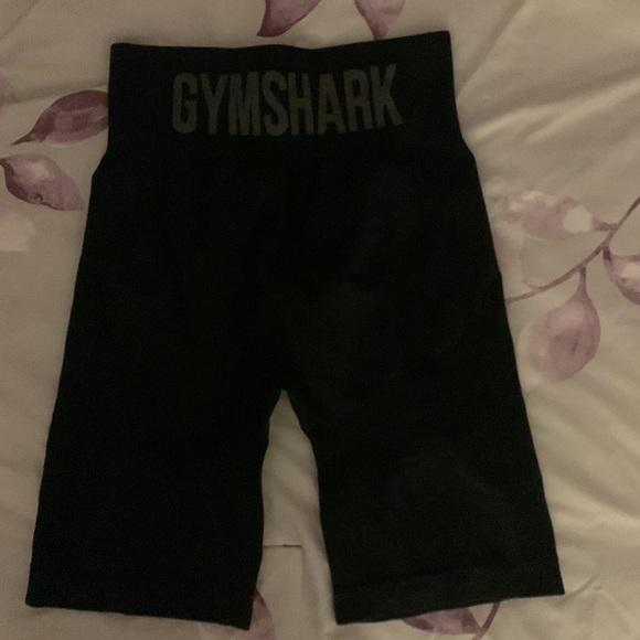 Gymshark athletic shorts - Picture 3 of 4